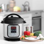 Panela de Pressão Britânia BPP02G Gold 5L 900W - Imagem 6
