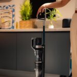 WAP Limpadora e Aspirador Multifunções Magic Clean 2 em 1 Autonomia de 90min Vertical e Portátil Com Escova Pet Base Carregadora Bivolt - Imagem 13