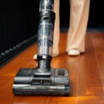 WAP Limpadora e Aspirador Multifunções Magic Clean 2 em 1 Autonomia de 90min Vertical e Portátil Com Escova Pet Base Carregadora Bivolt - Imagem 14