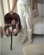 Bebê Conforto Galzerano Cocoon 8181, conforto e segurança para bebês de 0 a 13kg com capota removível e tecido lavável. - Imagem 5