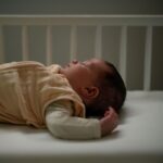 Babá Eletrônica Maxi Cosi See Pro 360: monitore seu bebê com CryAssist, câmera 2K, visão noturna e 10h de bateria. - Imagem 13