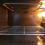 Forno Elétrico Sygma Inox de embutir 127V: acabamento em aço escovado, vidro duplo e controle de 50º a 300ºC. - Imagem 3