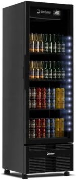 Cervejeira Imbera 569 Litros Full Black com porta de vidro, controlador inteligente e iluminação LED para exposição e venda profissional. - Imagem 3