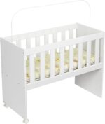 Mini Berço Infantil Nina 2 em 1 com colchão, rodízios e mosquiteiro: conforto, segurança e praticidade para o bebê. - Imagem 4