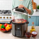 Panela de Pressão Britânia BPP06P 220v: potência e praticidade para cozinhar com controle de temperatura. - Imagem 3