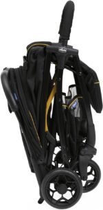 Carrinho Chicco Glee: leve, compacto e com fechamento automático para passeios práticos desde o nascimento até 22kg. - Imagem 5