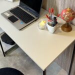 Mesa Escrivaninha Noddo Centauro: design industrial moderno, resistente e ideal para home office e estudos. - Imagem 9