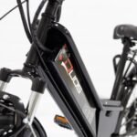 Bicicleta Elétrica Confort 800W 48V 15Ah Preta: mobilidade sustentável, confortável e segura para o dia a dia. - Imagem 4