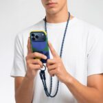 Alça Cabo USB-C Crossbody i2GO CBF 1,5m: carregue e use o celular com praticidade, segurança e estilo no dia a dia. - Imagem 8
