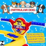 Carrinho de passeio infantil com proteção e brinquedos didáticos, ideal para acompanhar os primeiros passos com segurança. - Imagem 4