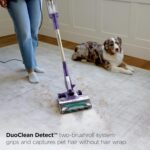 Shark POWERDETECT: aspirador ultraleve com DuoClean, anti-alérgeno e autolimpeza para limpeza poderosa sem enrolar cabelo. - Imagem 5