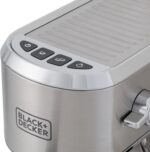 BLACK+DECKER CEA1200G: cafeteira expresso com jarra inox, 2 cafés simultâneos e preparo com pó ou cápsulas. - Imagem 3