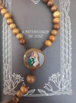 Terço São José de madeira, cordão resistente, rústico e elegante, com 37 cm para devoção e uso diário. - Imagem 6