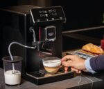 Gaggia Magenta Milk 220V: espresso automático italiano com 5 bebidas, vapor profissional e fácil uso em casa - Imagem 6