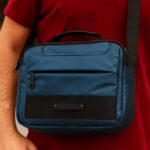 Bolsa Carteiro Masculina Impermeável Nylon Transversal com 4 Bolsos e Várias Divisórias para Mais Praticidade - Imagem 5
