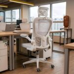Cadeira ergonômica com apoio lombar ajustável e mesh respirável para máximo conforto no home office. - Imagem 5