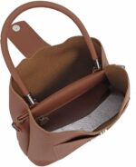 Bolsa feminina Tiracolo Média RETTA: praticidade e estilo para o dia a dia com conforto e espaço na medida certa - Imagem 4