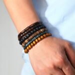 Pulseira masculina de hematita natural com design minimalista e contas elásticas, presente ideal para homens - Imagem 5