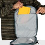 Bolsa tiracolo Nebula Sling Osprey unissex: praticidade e conforto para o dia a dia e viagens leves - Imagem 10