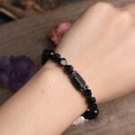 Pulseira de turmalina preta e ônix natural feita à mão, estilo unissex com proteção e elegância. - Imagem 6