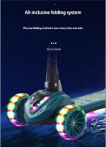 Scooter infantil com luz e música, altura ajustável e rodas brilhantes para diversão segura de 2 a 10 anos - Imagem 7