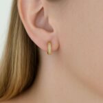 Brinco de Argola Mini Zircônia Dourado: brilho delicado e elegante para купить? - Imagem 7