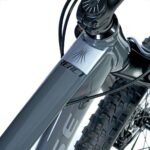 Bicicleta Aro 29 Sense React Sport 2025 com freio hidráulico e 2x8 velocidades para mais desempenho e controle nas trilhas. - Imagem 7