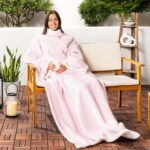 Cobertor PAVILIA com mangas: quente, extra macio e funcional para relaxar com conforto total - Imagem 4