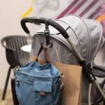 Safety 1st Gancho Duplo Black: suporte de até 3kg, fecho em velcro e versatilidade para compras com praticidade. - Imagem 7