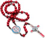 Terço Madeira Vermelho 10mm São Bento com Cruz Metal RES COLOR, ideal para devoção e uso diário. - Imagem 3