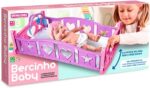 Berço de Boneca Infantil Rosa com pés para balançar, ideal para brincar de cuidar e encantar a criança. - Imagem 6