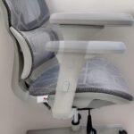 Cadeira Gamer Giratória Cinza Ergonômica Confortável com Encosto Alto e Ajuste de Altura para Escritório e Jogos - Imagem 3