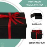 Caixa de Presente Preta Premium 28x28x15cm: elegante, dobrável, reutilizável e ideal para presentes médios com fita vermelha. - Imagem 3