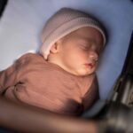 Maxi-Cosi Travel System Anna Luxe Trio Twillic Grey: luxo, conforto e uso do nascimento aos 4 anos. - Imagem 24