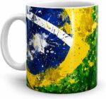 Caneca Personalizada Seleção Brasil 2026 com Nome: presente criativo em cerâmica premium 325ml para fãs de futebol - Imagem 4