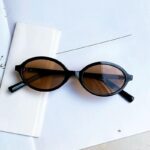Óculos de Sol Femininas da Moda Estilo Urbano Chic com proteção UVA/UVB e estilo elegante para o dia a dia. - Imagem 6