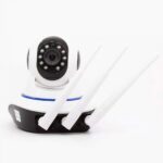 Câmera Ip 3 Antenas Wifi Wireless 3ª Geração com visão noturna e controle via app para vigilância 24h. - Imagem 4