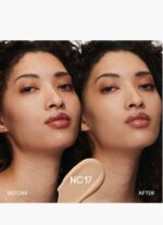 Base líquida hidratante MAC Studio Radiance Serum-Powered Foundation para acabamento luminoso e pele hidratada - Imagem 3