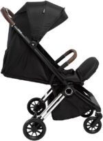 Carrinho Nivola Infanti: compacto, leve e prático, com fechamento automático, mosquiteiro, UV50+ e suporte até 22 kg. - Imagem 6