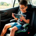 Booster Safety 1st TrackFix com Isofix: mais espaço, super estofado e segurança para seu filho. - Imagem 8