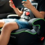 Booster Safety 1st TrackFix com Isofix: mais espaço, super estofado e segurança para seu filho. - Imagem 9