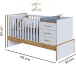 Berço Beni 5 em 1: vira cama de solteiro, com trocador, gaveteiro e baú em MDF branco com amêndoa. - Imagem 9