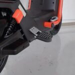 Pedais de apoio dobráveis em liga de alumínio para bicicleta elétrica: leves, antiferrugem e fáceis de instalar. - Imagem 4