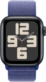 Apple Watch Band Loop desportiva 40 mm ultramarino: leve, respirável e com ajuste fácil para mais conforto no dia a dia. - Imagem 3