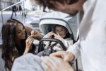 Thule Shine City: carrinho compacto, leve e dobrável com uma mão, ideal para mobilidade urbana com conforto e praticidade. - Imagem 13