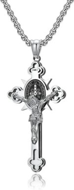 Colar Crucifixo com Medalha de São Bento em Aço Inoxidável Prateado: proteção, fé e estilo unissex com corrente de 60cm. - Imagem 8
