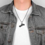 Colar Masculino Chopper Fantasma em Aço Inox: estilo biker, resistência e atitude para motociclistas. - Imagem 4