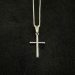 Colar masculino com cruz em aço inox, estilo durável e elegante para comprar com segurança sem perder personalidade - Imagem 3