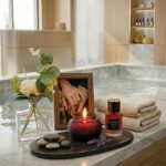 Kit Presente DUADELI Mon Tresor: vela aromática, difusor e porta-retrato para presentear com elegância e perfume suave. - Imagem 8