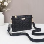 Bolsa tiracolo feminina chique, leve e resistente, ideal para uso diário e compras com estilo. - Imagem 5
